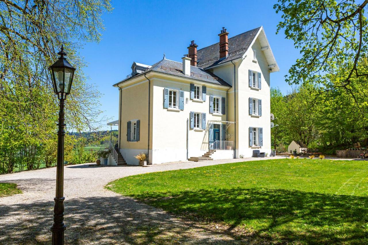 Monchateau Etoile, Hebergement Insolite Avec Spa Merlas Exteriör bild